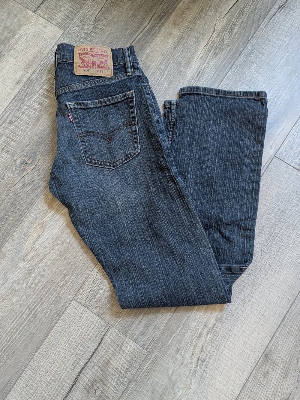 Levi's Men's Straight Jeans in Faded Black-Blue Wash Size 28